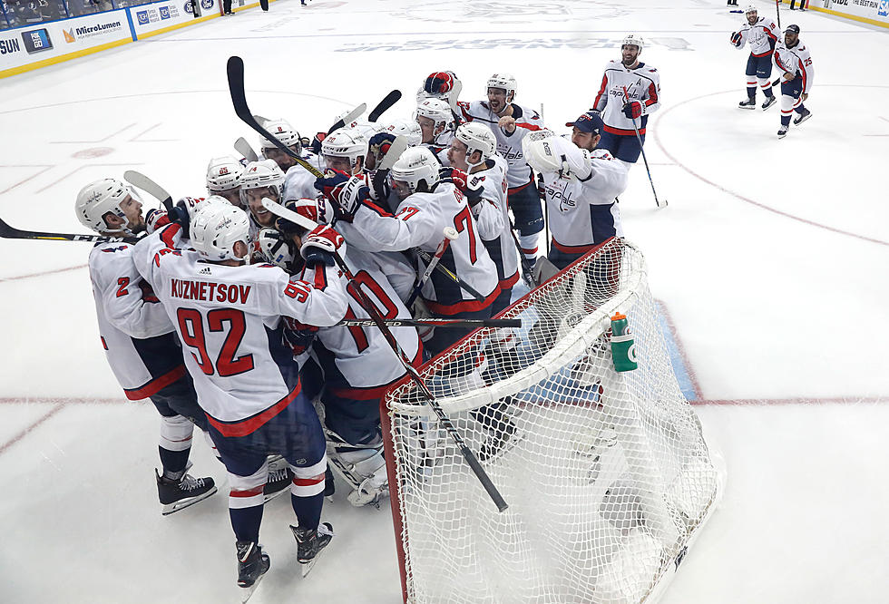 Ovechkin, Holtby Shine in Game 7, Caps Beat Lightning 4-0