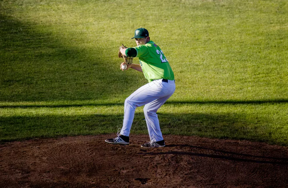 Pippins Defeat Lefties for their Sixth Straight Win