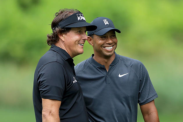 Woods, Mickelson, QBs to Donate $10 Million to Virus Relief