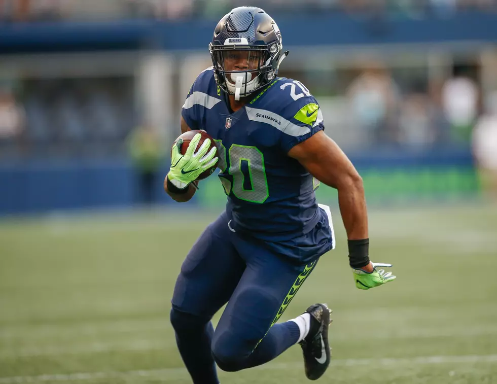 AP source: Rashaad Penny Returning to Seattle on 1-year Deal