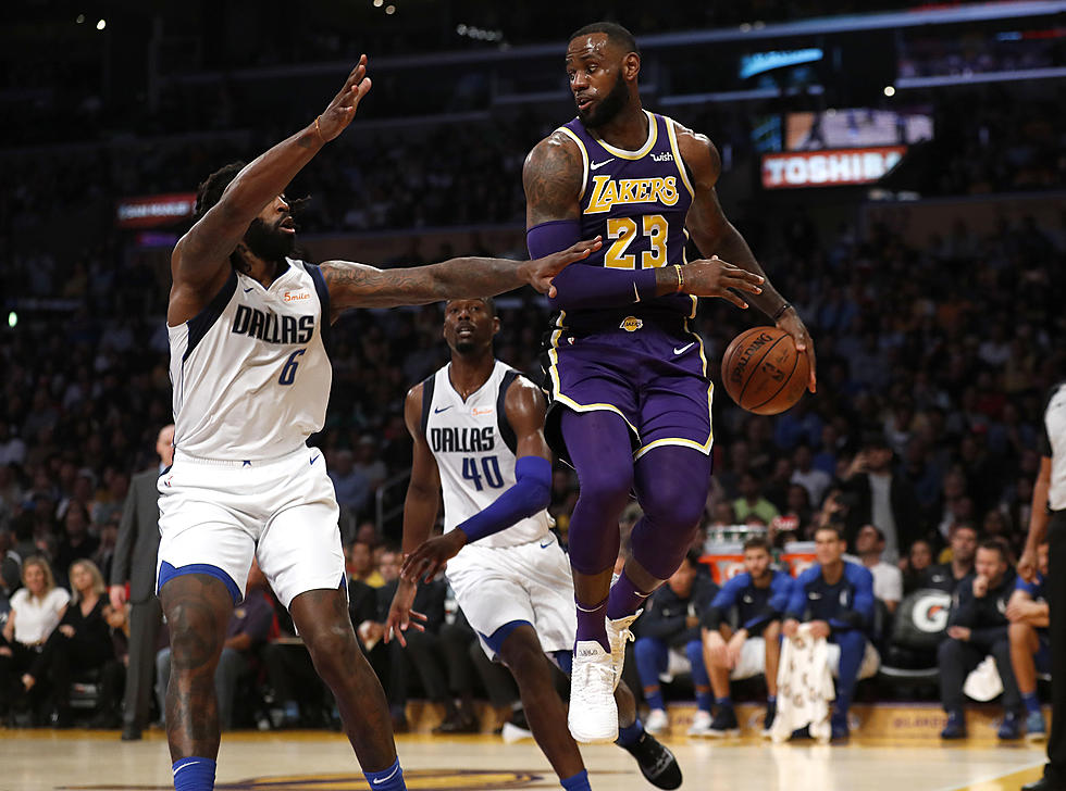 James’ Free Throw Gives Lakers 114-113 Win Over Mavericks
