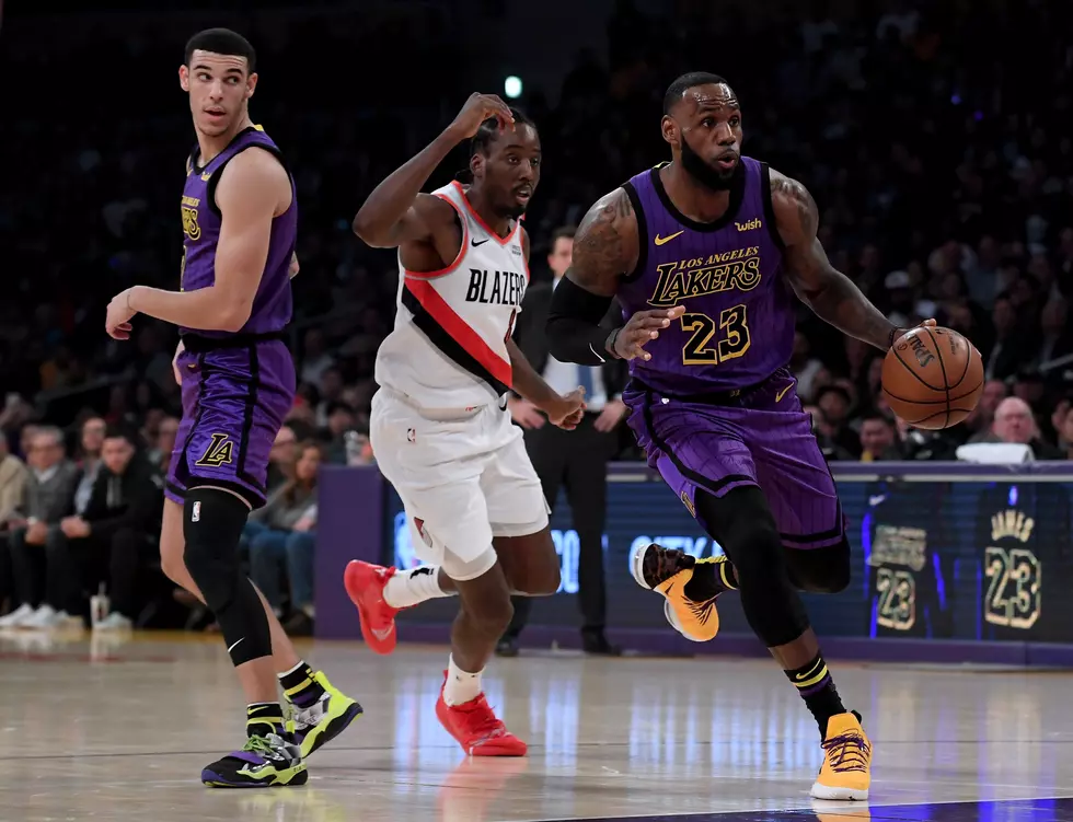 LeBron Gets 44, Passes Wilt in LA’s 126-117 Win Over Blazers