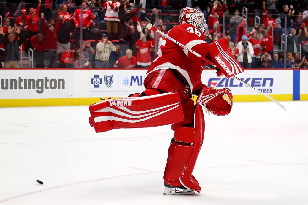 Larkin’s Shootout Goal Gives Red Wings 3-2 Win Over Canucks