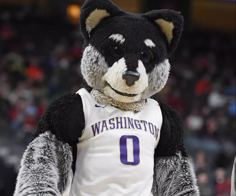 Green’s 7 3s Lead Washington by Eastern Washington 83-59