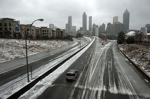 Atlanta Braced for Wintry Weather, gets Spritzed by Rain