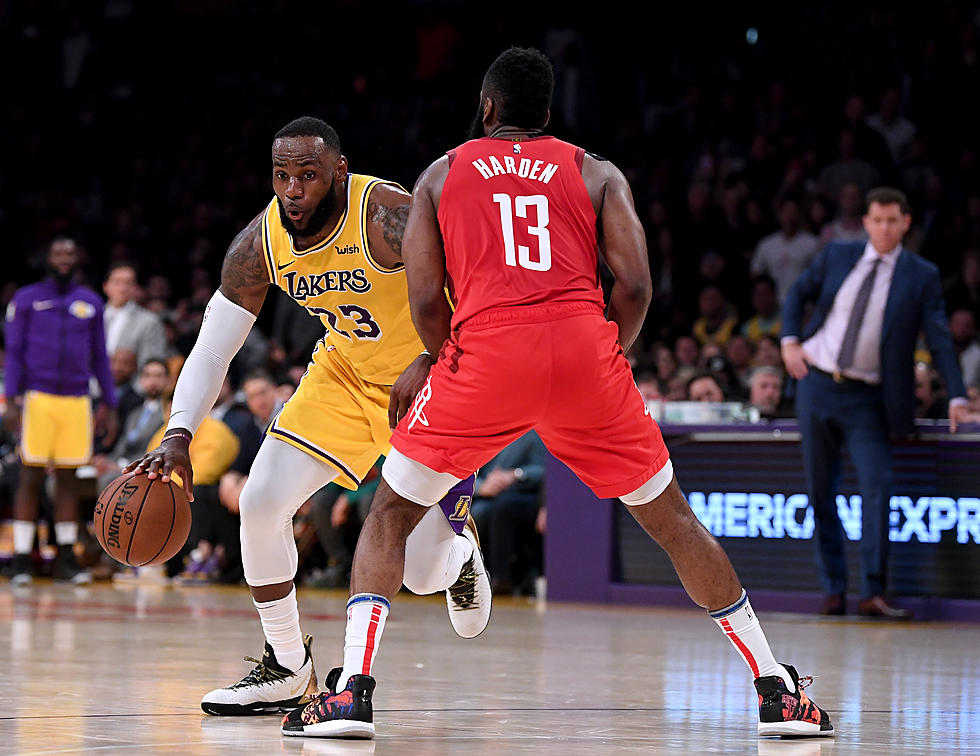 LeBron Rallies Lakers to 111-106 Victory Over Rockets