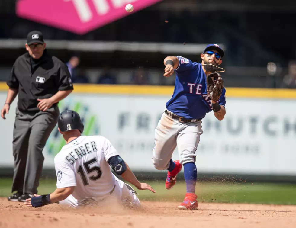 Rangers Take Advantage of M’s Miscues, Rally to Win 8-7