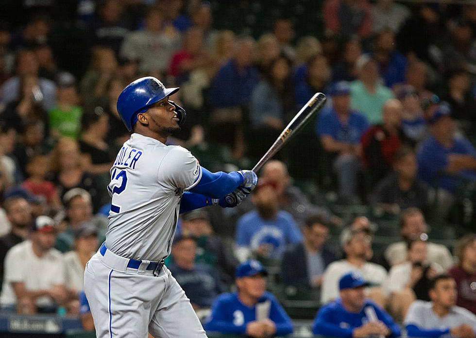 Royals Rally to Beat Seattle 6-4 Snapping a Nine Game Losing Streak