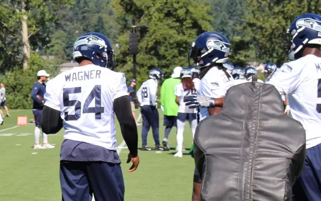 Bobby Wagner Agrees to Contract Extension With Seahawks