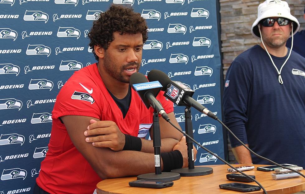Russell Wilson Loses Family Member