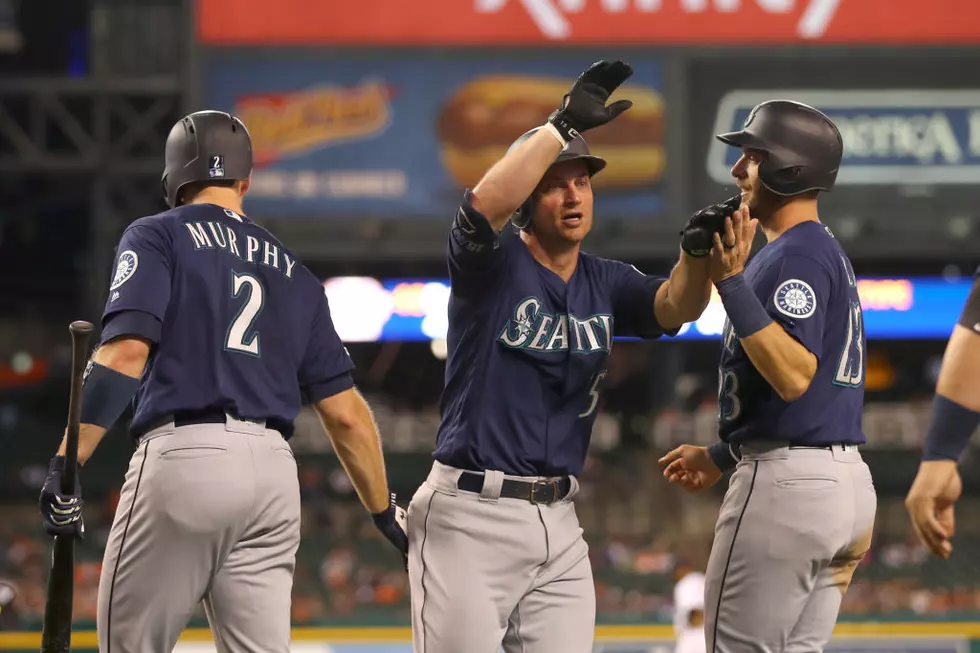 Seager, Murphy Combine for Five Homers in Mariners Win