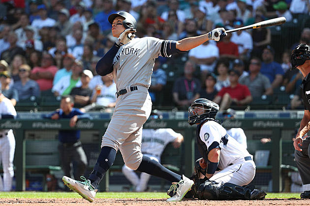 Yankees Bash 4 More HRs, Sweep Mariners with 7-3 Victory