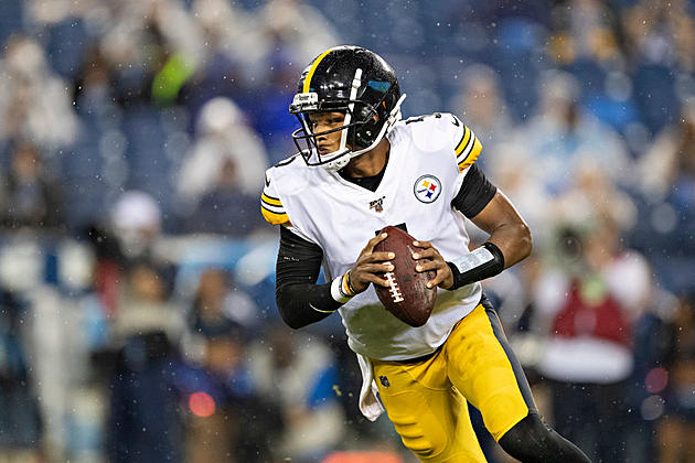 Steelers Trade QB Dobbs to Jaguars for 5th-round Draft Pick