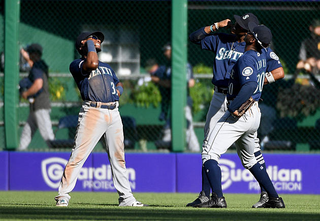 Long, Mariners Beat Pirates 6-5 in 11 Innings for Sweep
