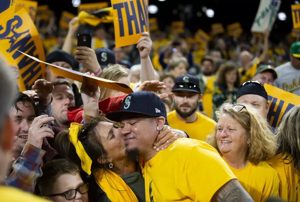 ICYMI: Mariners Fans Bid King Felix Heartfelt Farewell [PHOTOS]