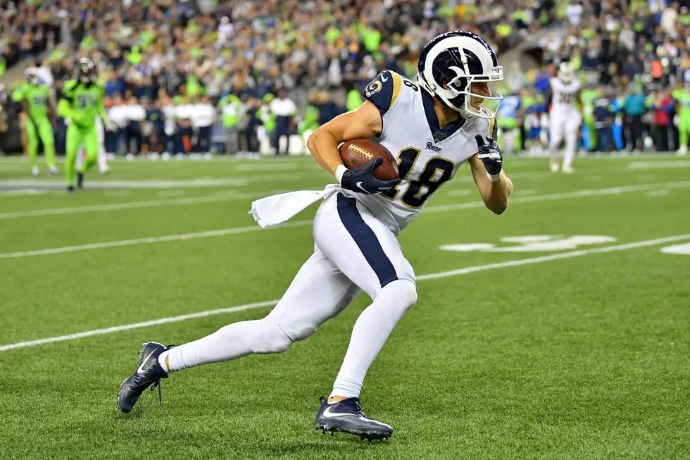 Kupp-Date: Cooper Kupp Tote Board – Week 5 vs. Seahawks [PHOTOS]