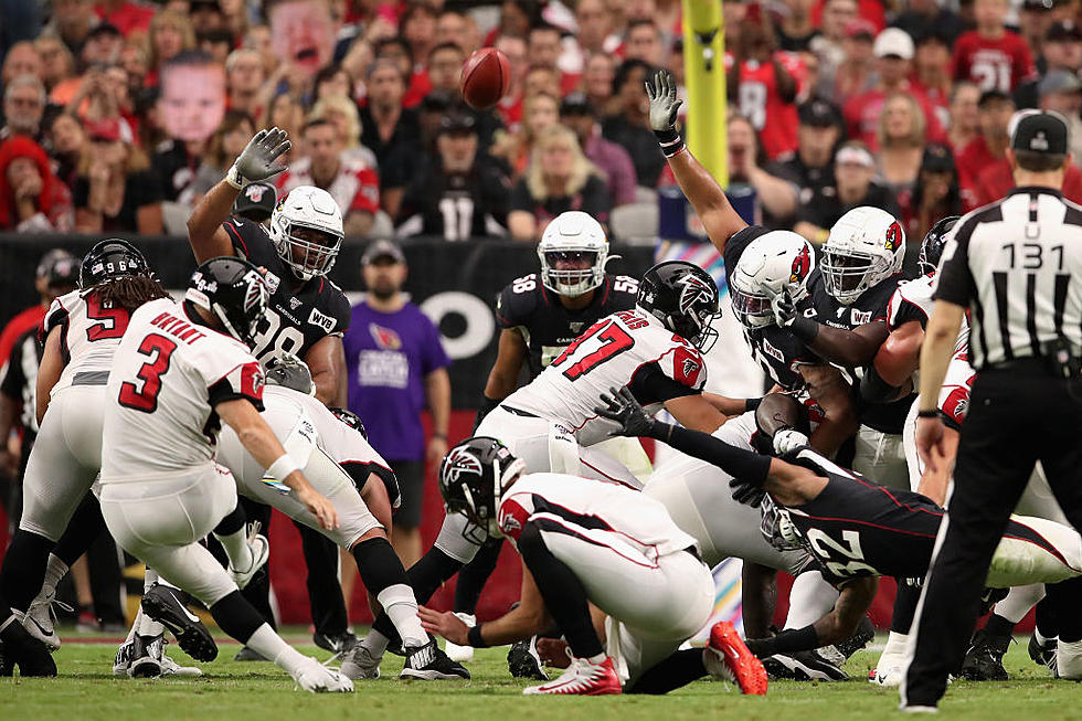 Cardinals Beat Falcons 34-33 After Bryant’s Extra Point Miss