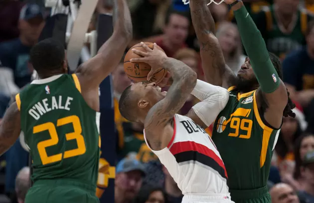 Mitchell&#8217;s Big 2nd Half Stymies Blazers Rally in Jazz Win