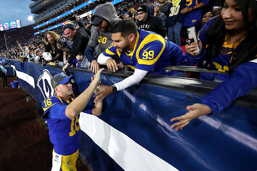 Rams say Goodbye to Coliseum with 31-24 Win Over Cardinals