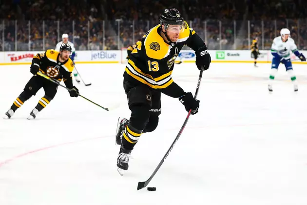 Rask Makes 25 Saves in Shutout, Bruins Blank Canucks 4-0