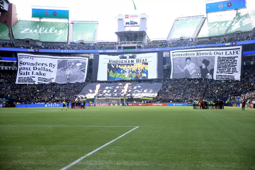 Sounders FC Unfurls 2019 MLS Champions Banner [PHOTOS]
