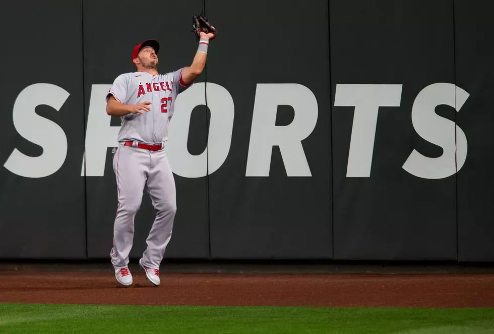 Trout Homers in 1st AB as Father, Angels Beat Mariners 5-3