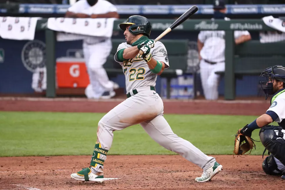 A’s Use Big 5th Inning to Cruise Past Mariners 11-1