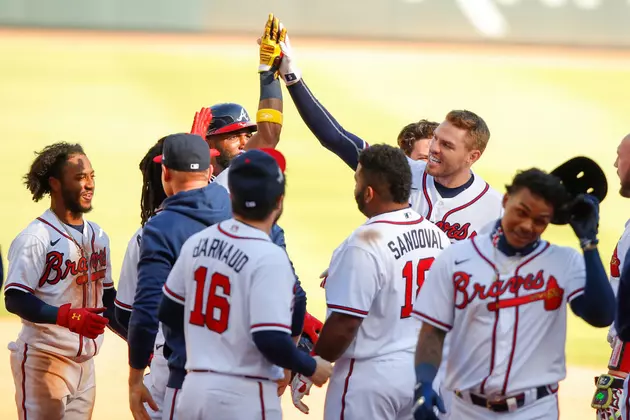 Finally! Freeman, Braves top Reds 1-0 in 13th to Open Series