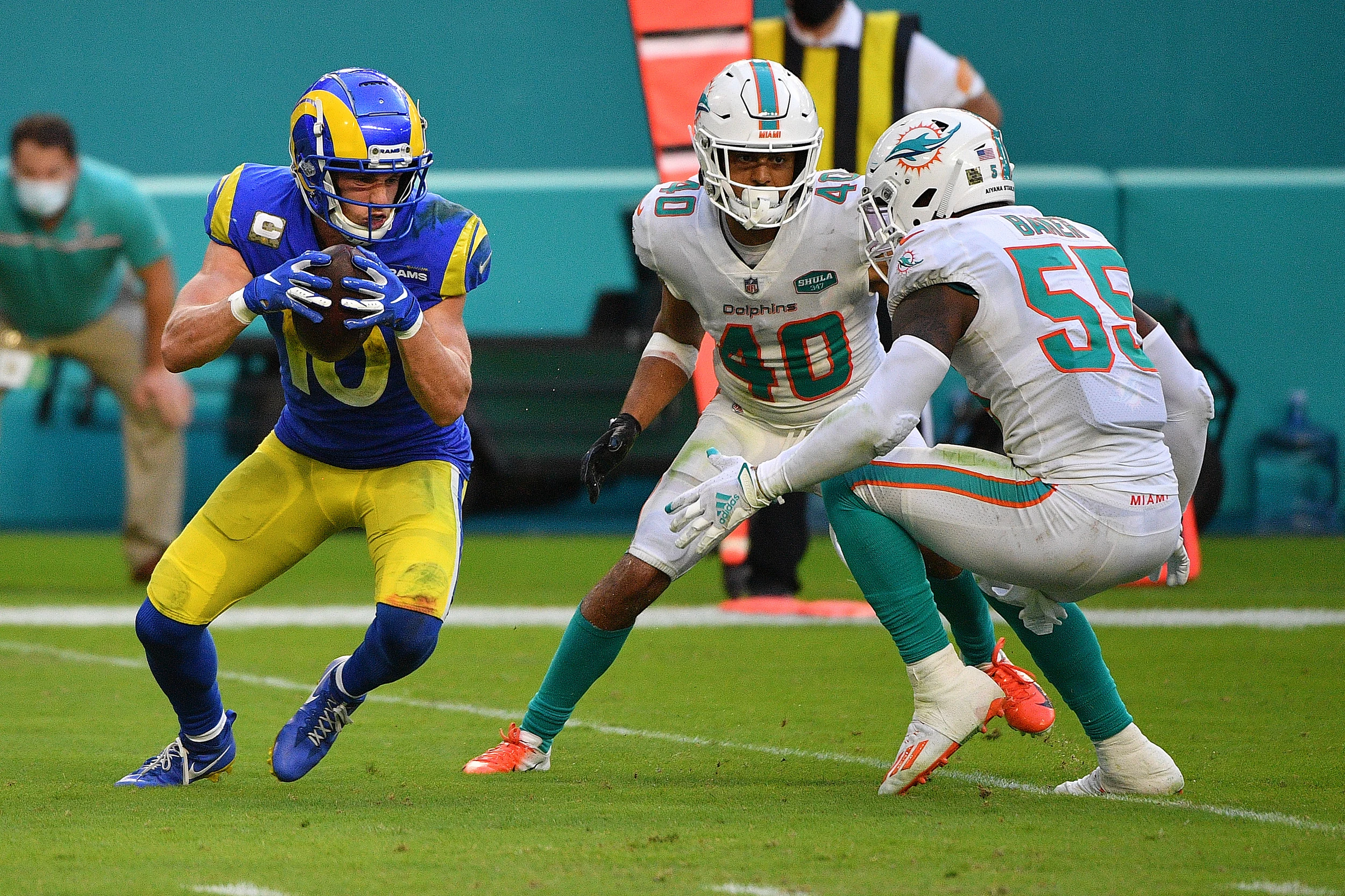 Kupp-Date: Cooper Kupp Tote Board–Week 8 vs. Dolphins [PHOTOS]