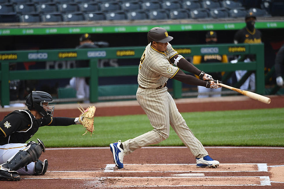 Machado Homers, Padres Earn Split With Pirates in 8-3 Win