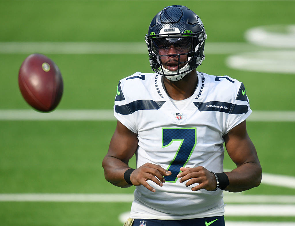 Geno Smith with magical start for Seahawks