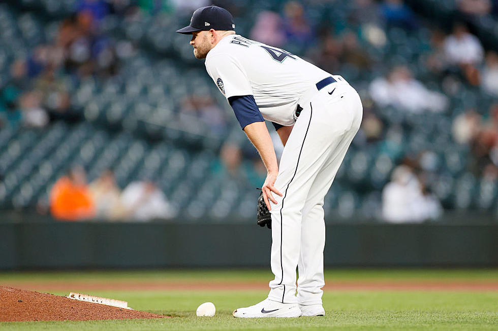 Mariners’ Paxton Leaves After 24 Pitches Due to Elbow Injury