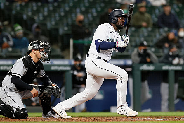 Mariners Use 7-run Inning to Avoid Sweep, Top White Sox 8-4