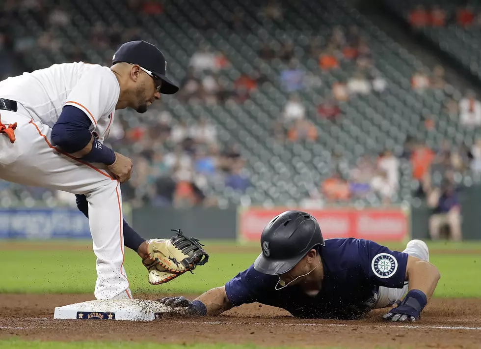 Mariners Melt Down Late Despite Knocking Out Greinke [PHOTOS/VIDEO]