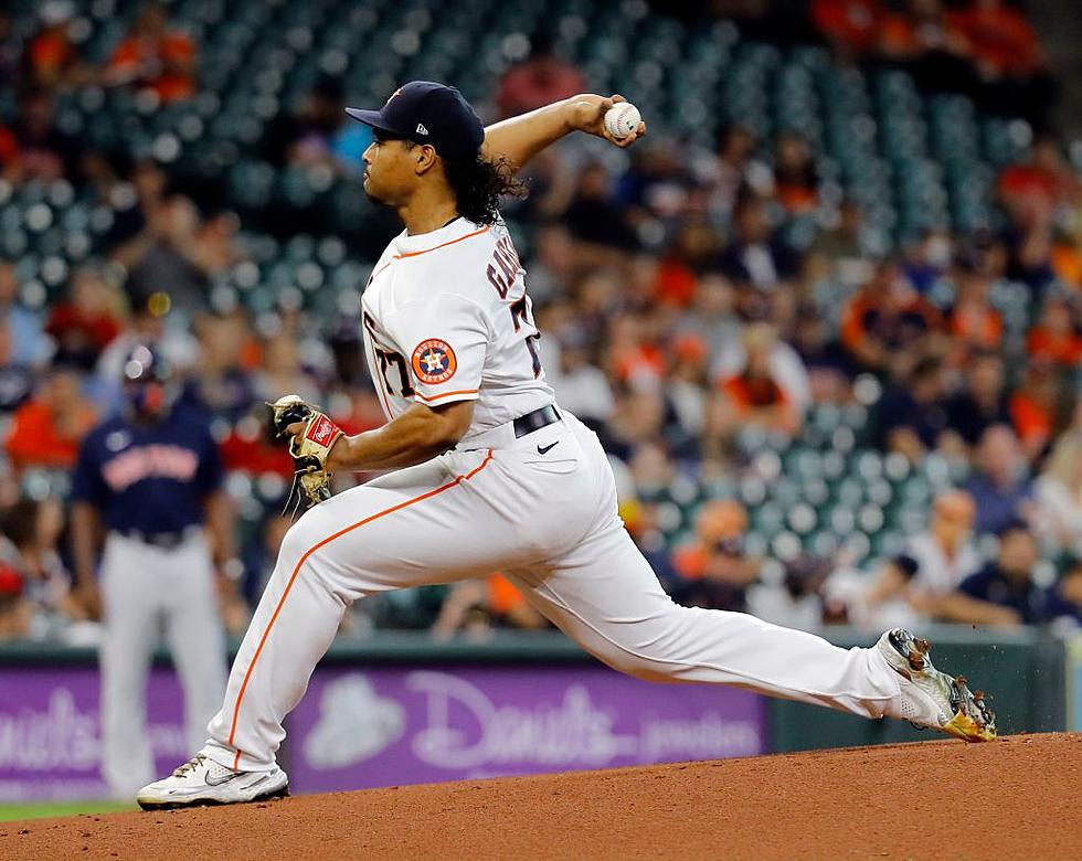 Garcia Throws 7 Solid Innings, Astros Beat Red Sox 5-1
