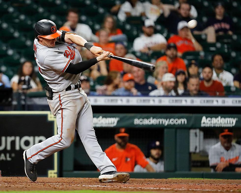 Hays Homers in 5-run 9th to Lift Orioles Over Astros 9-7
