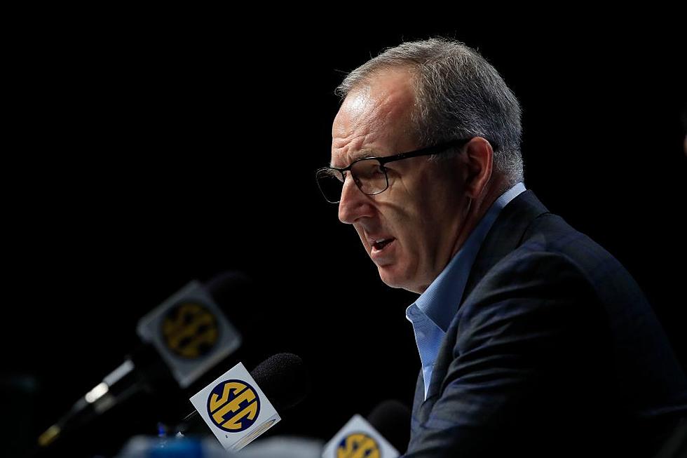 SEC, Sankey Agree to Contract Extension Through 2026