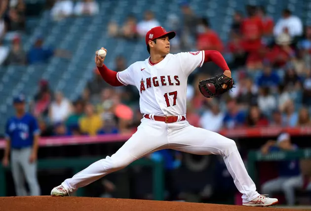 Ohtani Hurls 6 Innings, Doubles in Angels&#8217; 6-3 Win Over Jays
