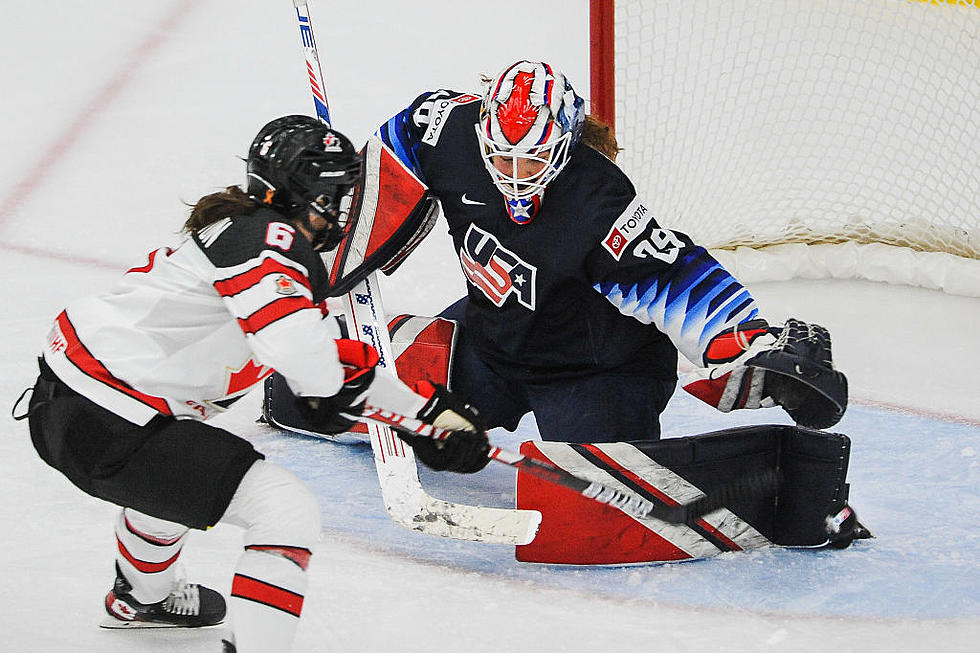 Canada Beats US 5-1 in Women&#8217;s World Hockey Championship