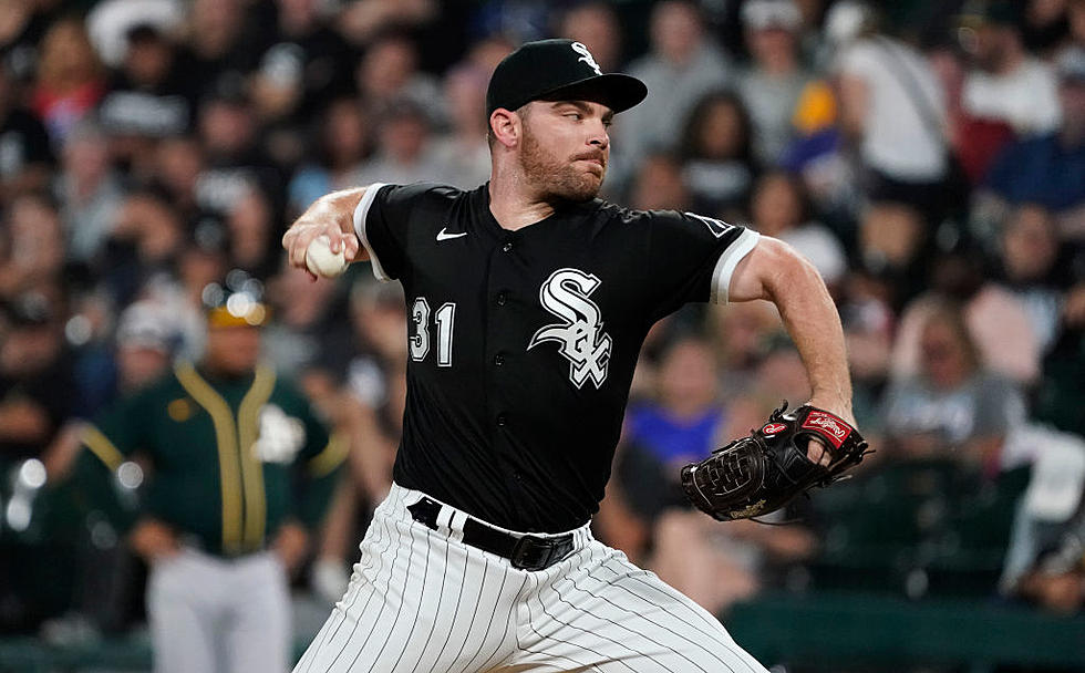 Hendriks Gets Save As White Sox Beat Athletics 5-2