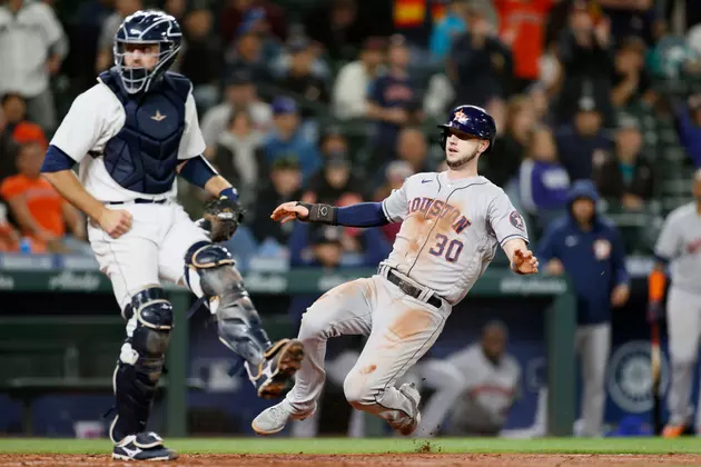 Astros Rally Late Against Former Teammate, Top Mariners 4-3