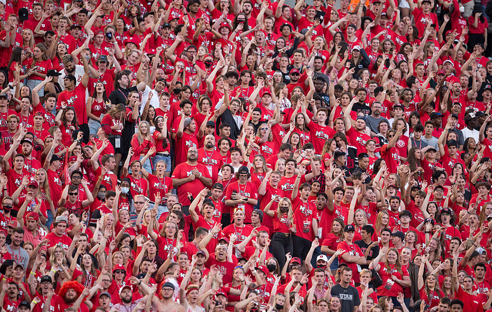 No. 24 Utah Pulls Away to Beat Weber State 40-17 After Delay