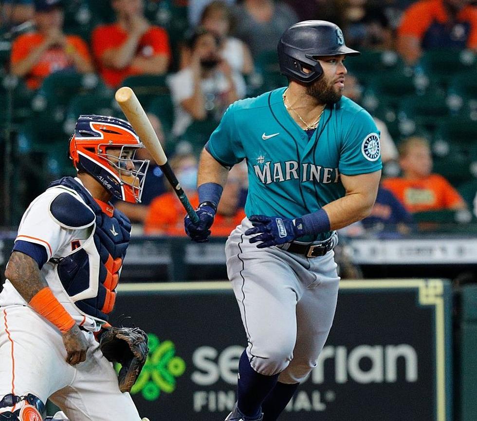 Marmolejos, Mariners Score 4 in 9th, Avoid Sweep by Astros