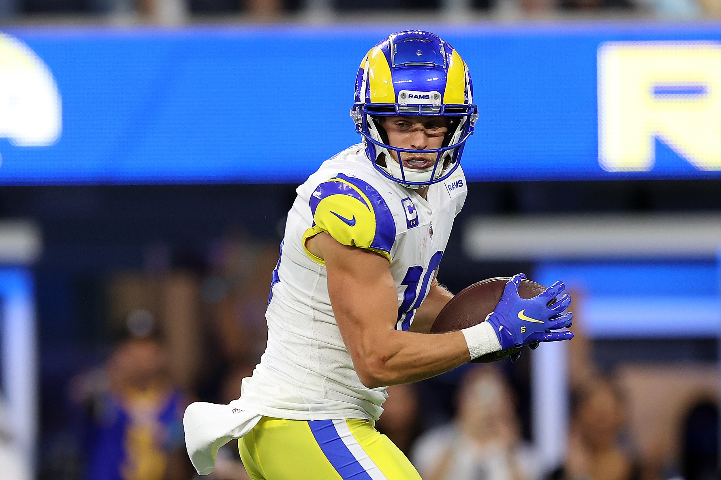 Kupp-Date: Cooper Kupp Tote Board–Week 1 v. Bears [PHOTOS]