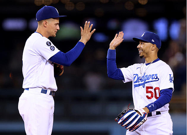 Back-to-back Homers Again Carry Dodgers Past Padres 8-3