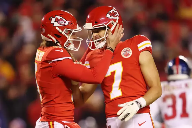 Butker Hits Go-ahead FG With 1:07 Left as KC Beats Giants