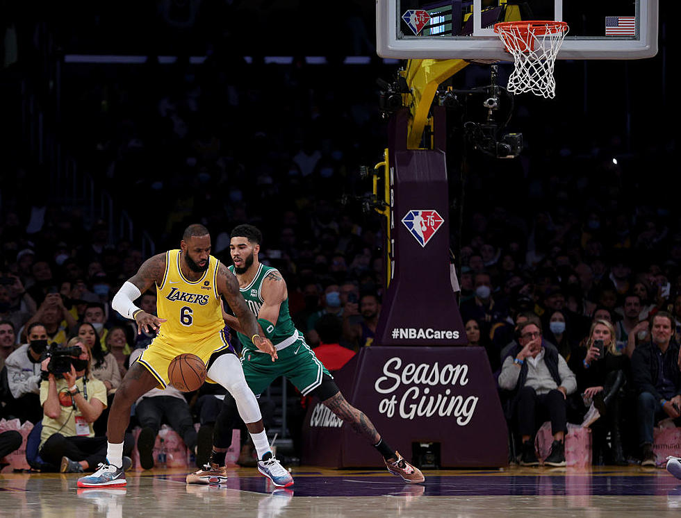 Lakers Handle Celtics 117-102, Split Rivalry for Season