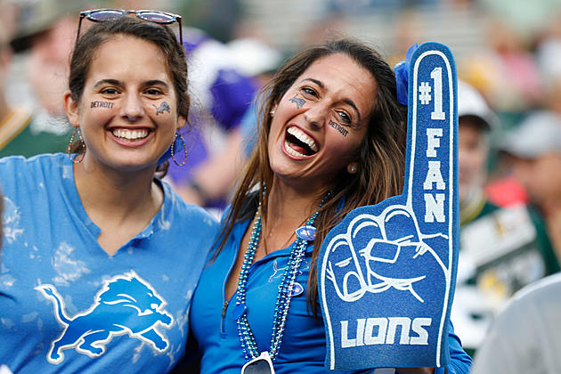 NFL Teams Providing Female Fans with Clubs of Their Own