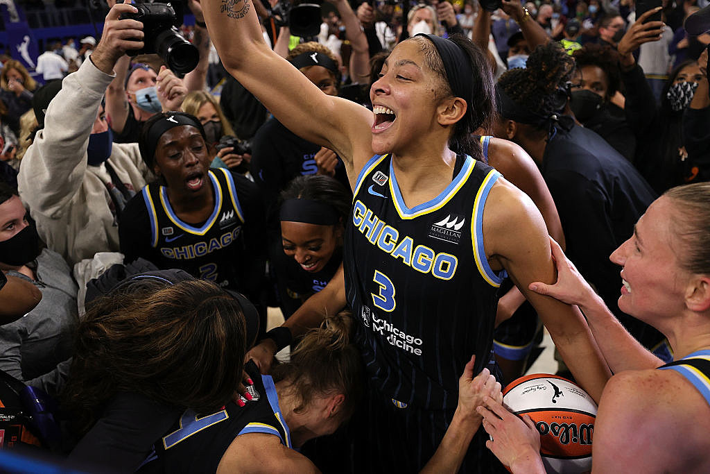 Candace Parker voted AP Female Athlete of Year for 2nd time