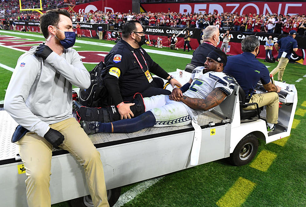 Seahawks’ Diggs Breaks Right Leg, Dislocates Ankle